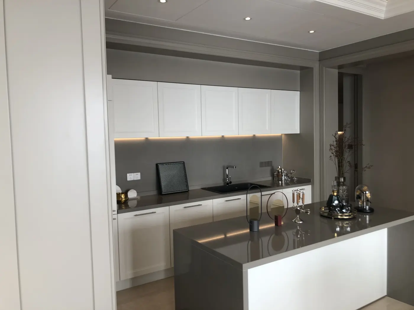 5号楼15-31层01室户型